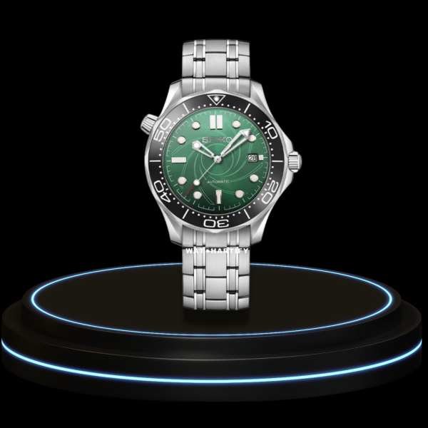 13 331b2f08 4b68 4355 9d31 b1af4593cf3a SEIKO Mod Speedmaster Collection Green White Points Dial NH35 Movement Silver Stainless Steel Strap