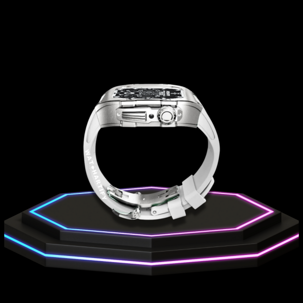 244 0dfecadc ab7c 4c36 8a3e 750203fa02d4 Apple Watch Case 45MM - TITAN Series Silver Titanium | Snow White Rubber